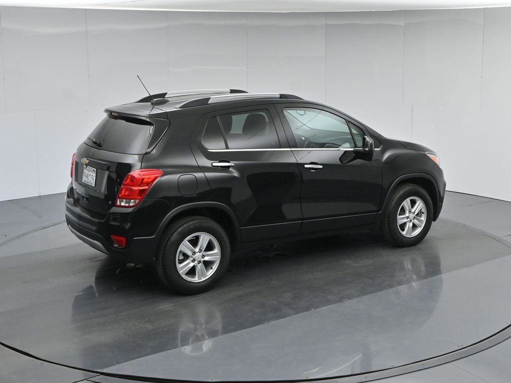 Used 2020 Chevrolet Trax LT w/ LT Convenience Package AWD/4WD image 43