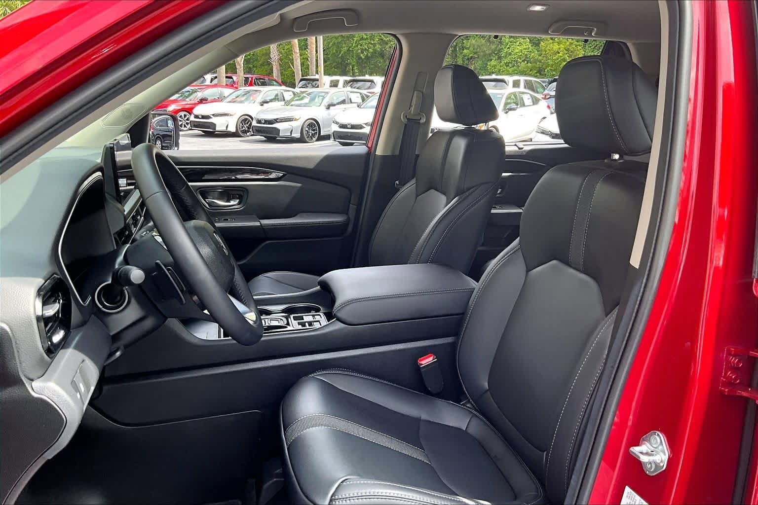 Certified 2025 Honda Pilot EX-L image 38