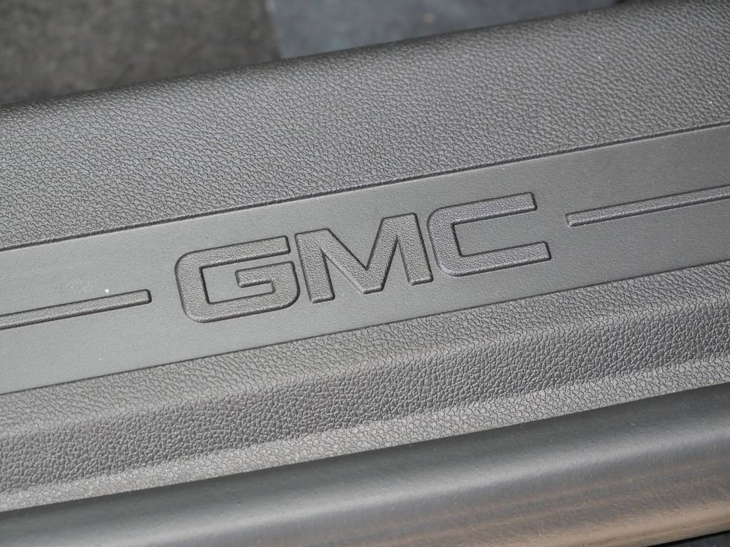 Used 2022 GMC Terrain SLE w/ Driver Convenience Package AWD/4WD image 20