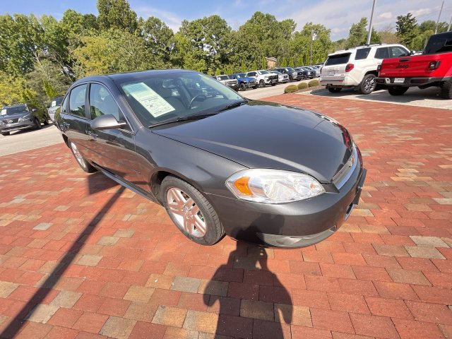 Used 2010 Chevrolet Impala LT w/ Luxury Edition Package FWD image 38
