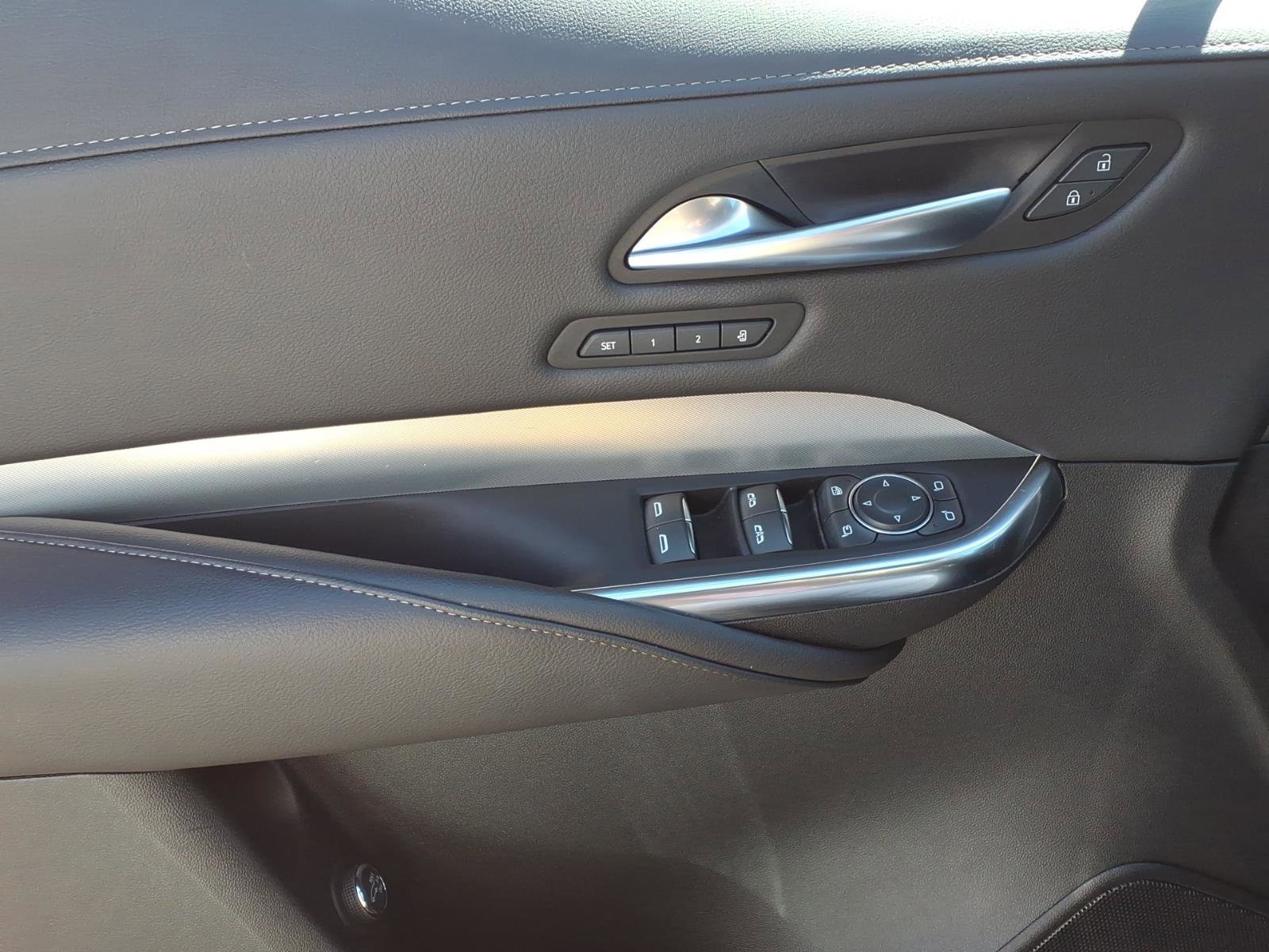 Certified 2023 Cadillac XT4 Premium Luxury w/ Cold Weather Package image 19