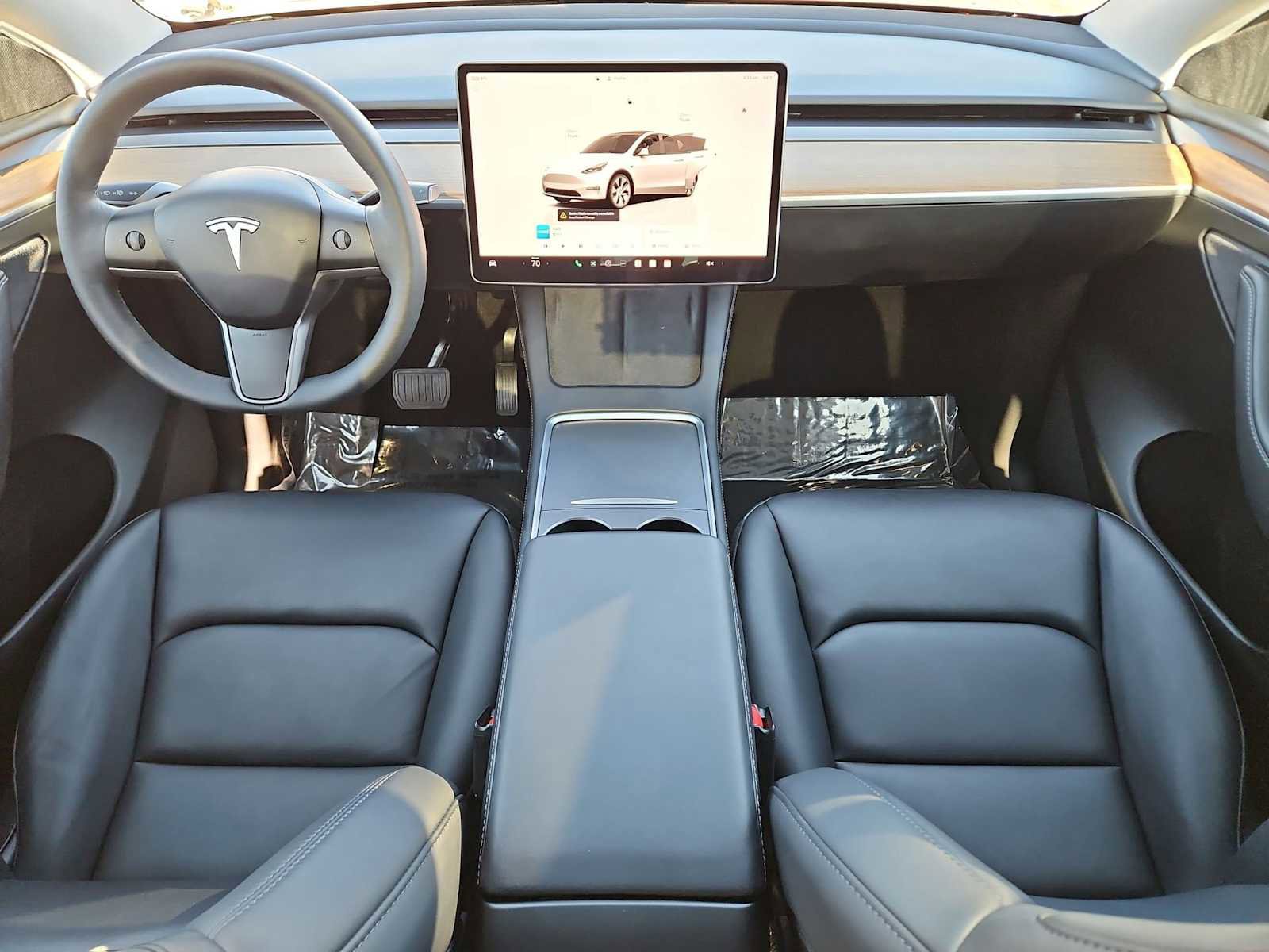 Used 2024 Tesla Model Y Long Range image 15