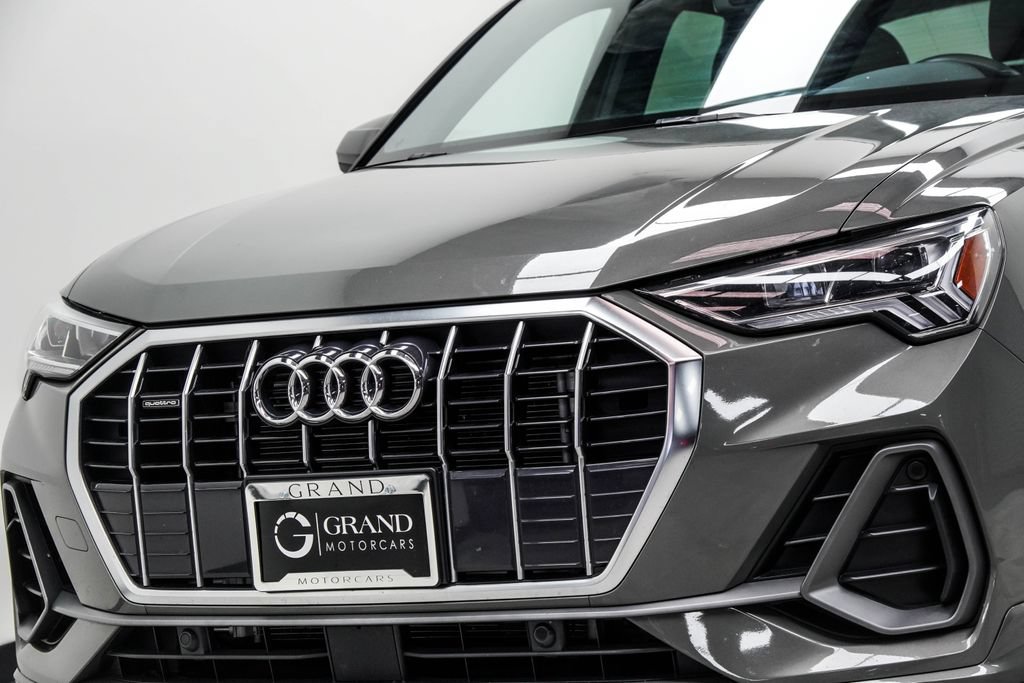 Used 2025 Audi Q3 2.0T Premium AWD/4WD image 2