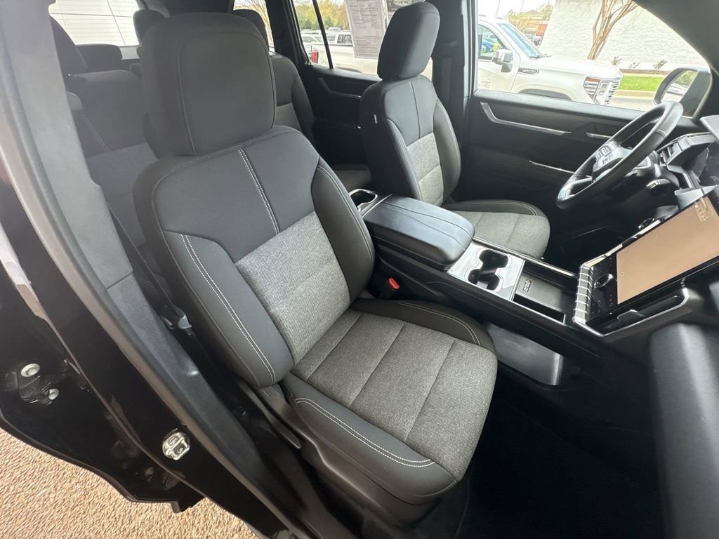 Certified 2025 GMC Acadia Elevation image 28