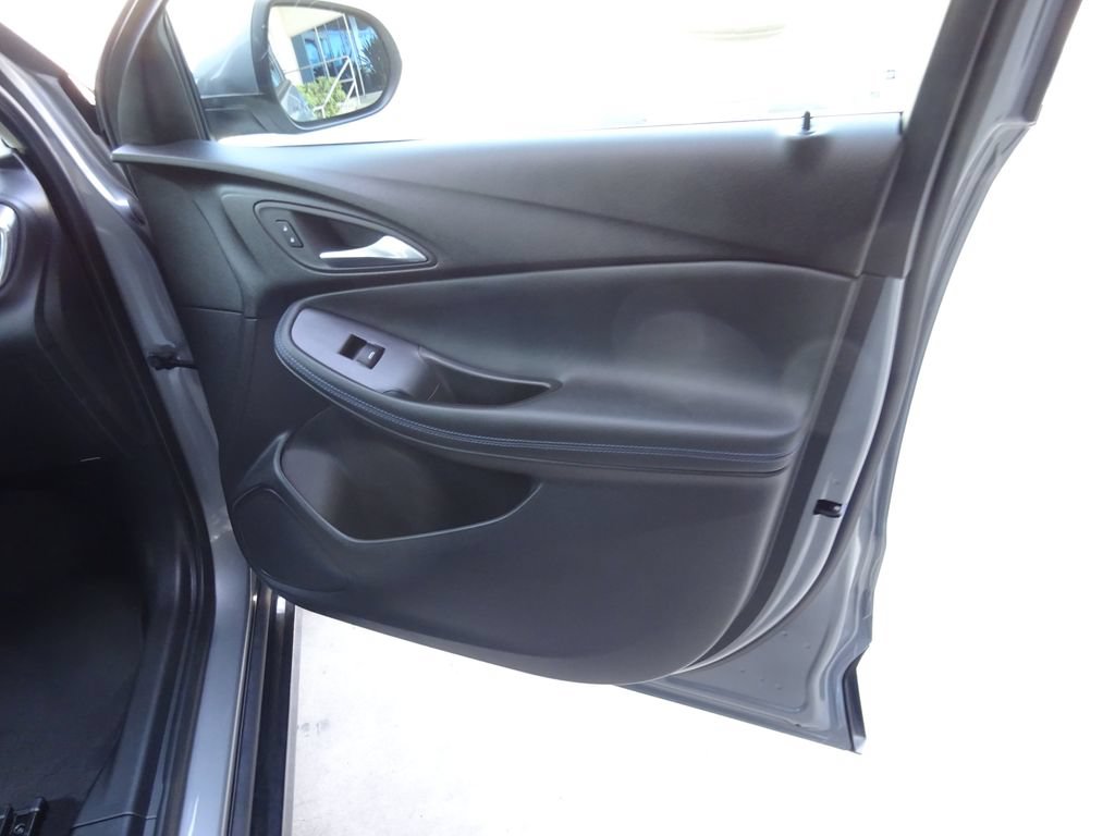 Used 2026 Buick Encore GX Sport Touring w/ Comfort Package FWD image 28