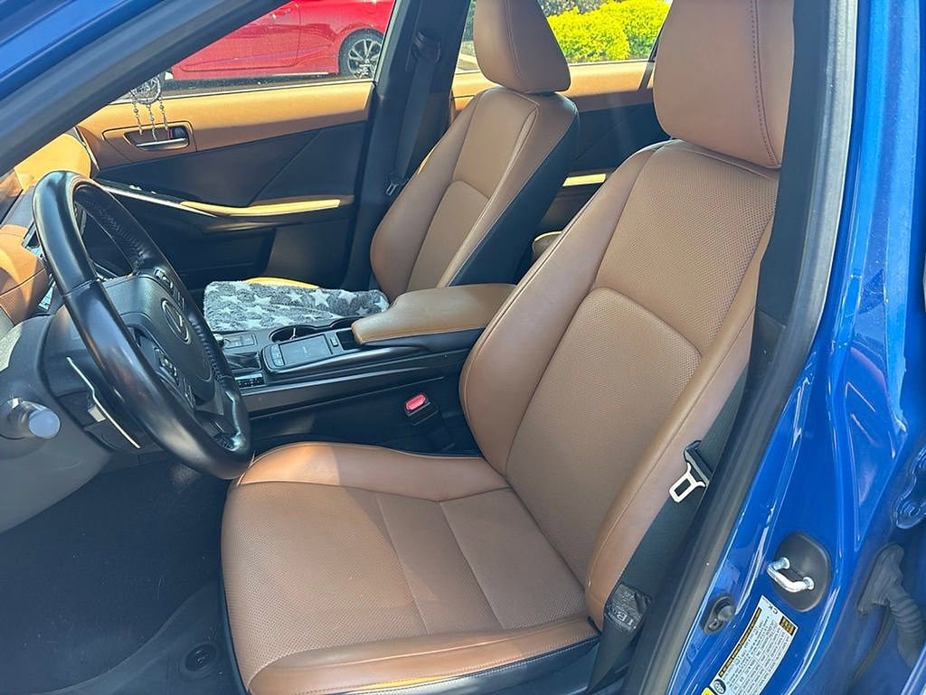 Used 2021 Lexus IS 300 AWD w/ Comfort Package image 3