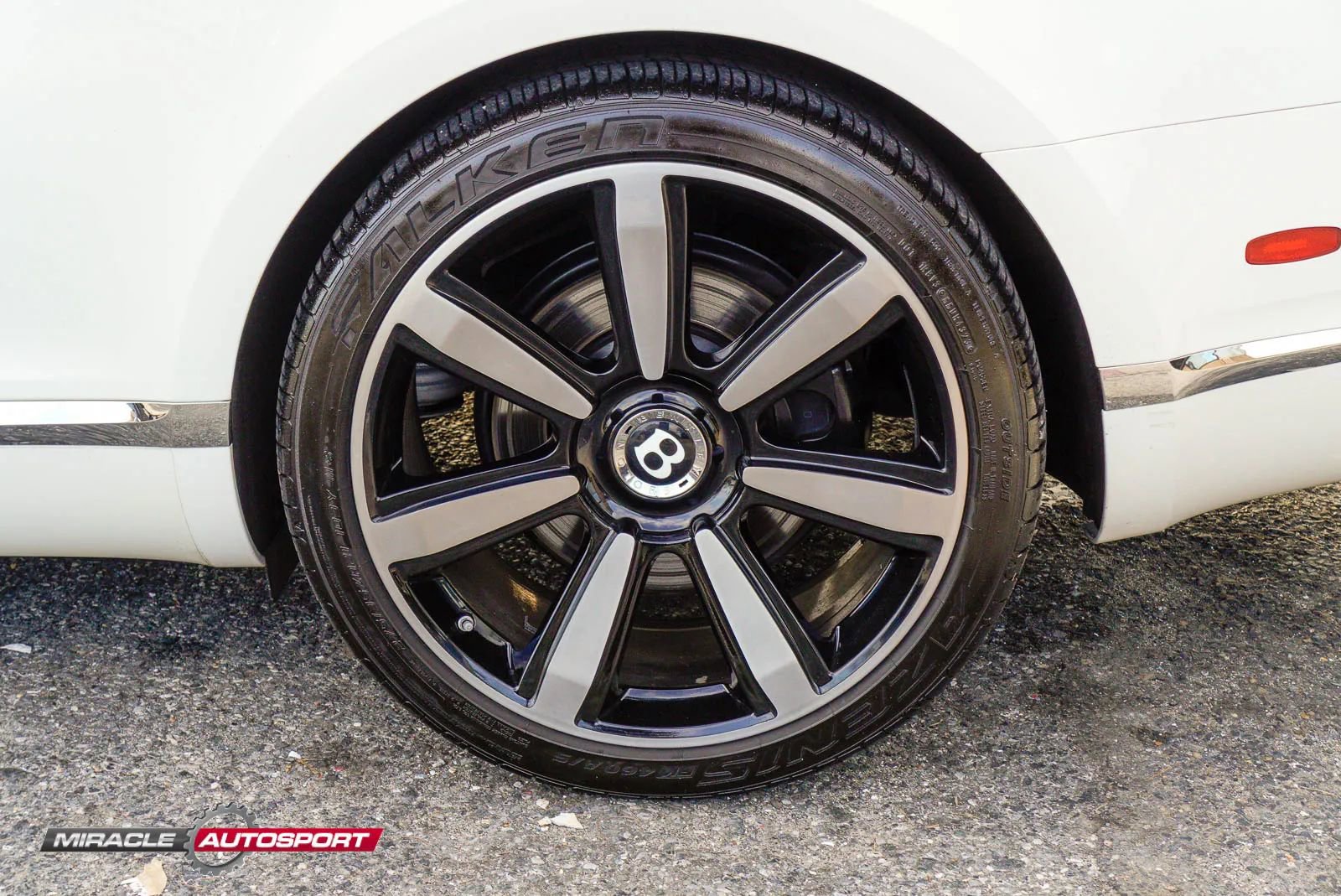 Used 2013 Bentley Continental GT image 12