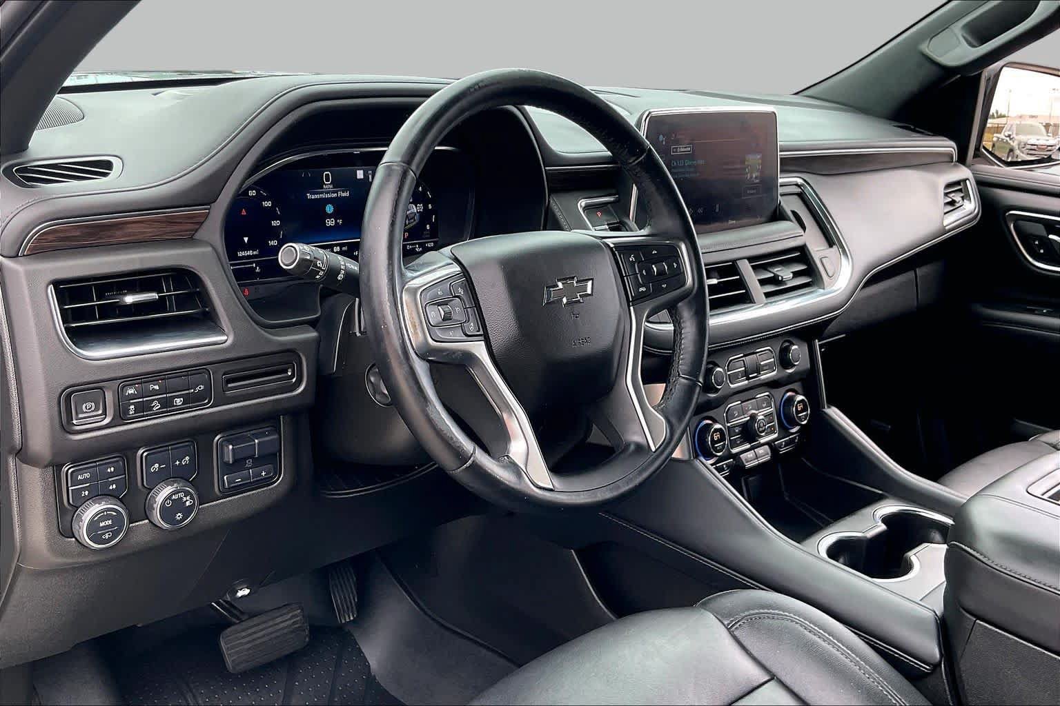 Used 2022 Chevrolet Tahoe Z71 w/ Z71 Off-Road Package AWD/4WD image 17