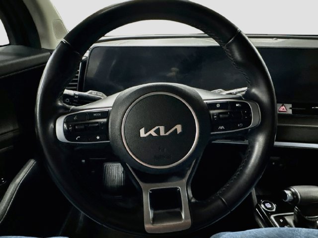 Certified 2024 Kia Sportage EX AWD/4WD image 11