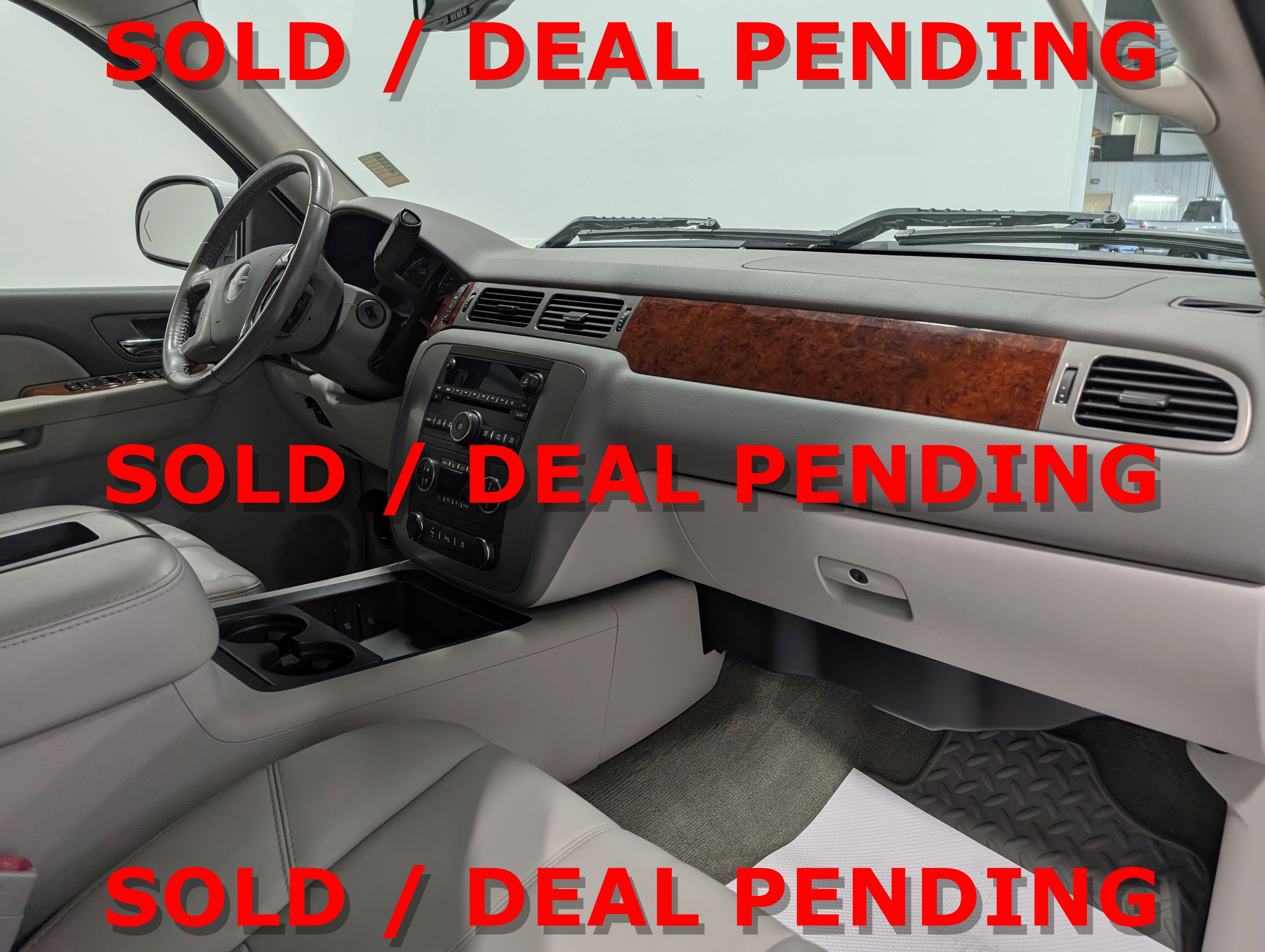 Used 2009 GMC Sierra 2500 SLT w/ SLT Convenience Package image 22