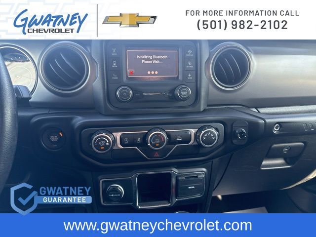 Used 2021 Jeep Wrangler Unlimited Sport AWD/4WD image 17