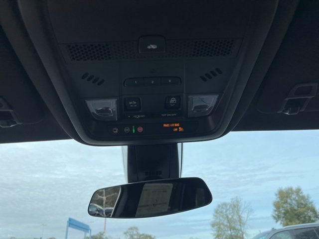 New 2025 Cadillac XT6 Sport w/ LPO, Floor Liner Package image 31