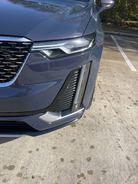 New 2025 Cadillac XT6 Luxury image 13