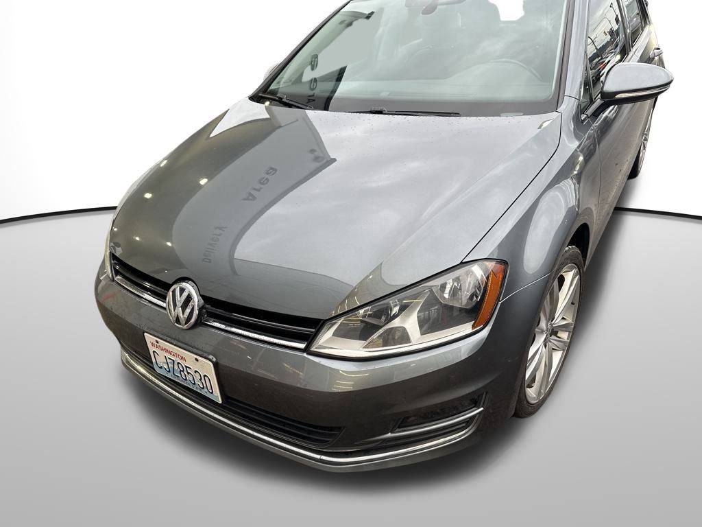 Used 2017 Volkswagen Golf SEL image 7