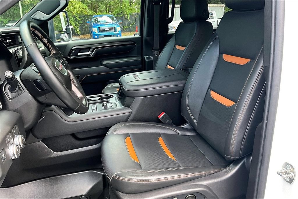 Used 2026 GMC Sierra 2500 AT4 w/ AT4 Premium Plus Package AWD/4WD image 22