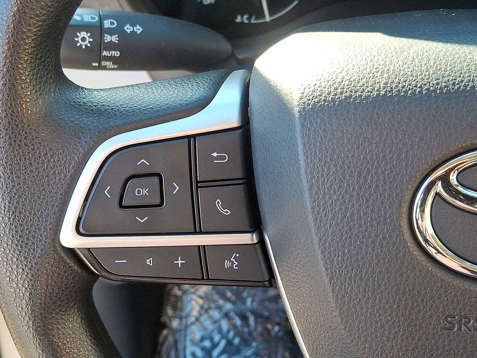 Used 2021 Toyota Sienna LE image 17