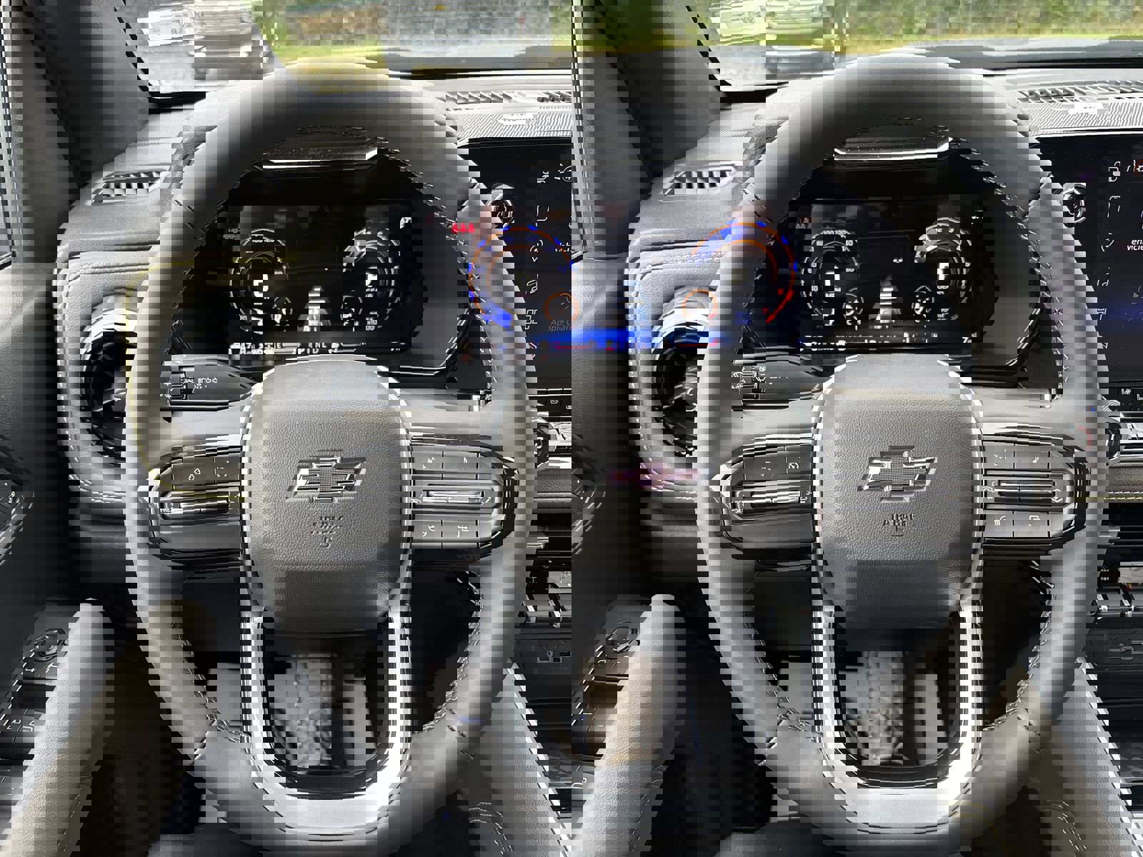 New 2026 Chevrolet Colorado ZR2 w/ Technology Package image 17