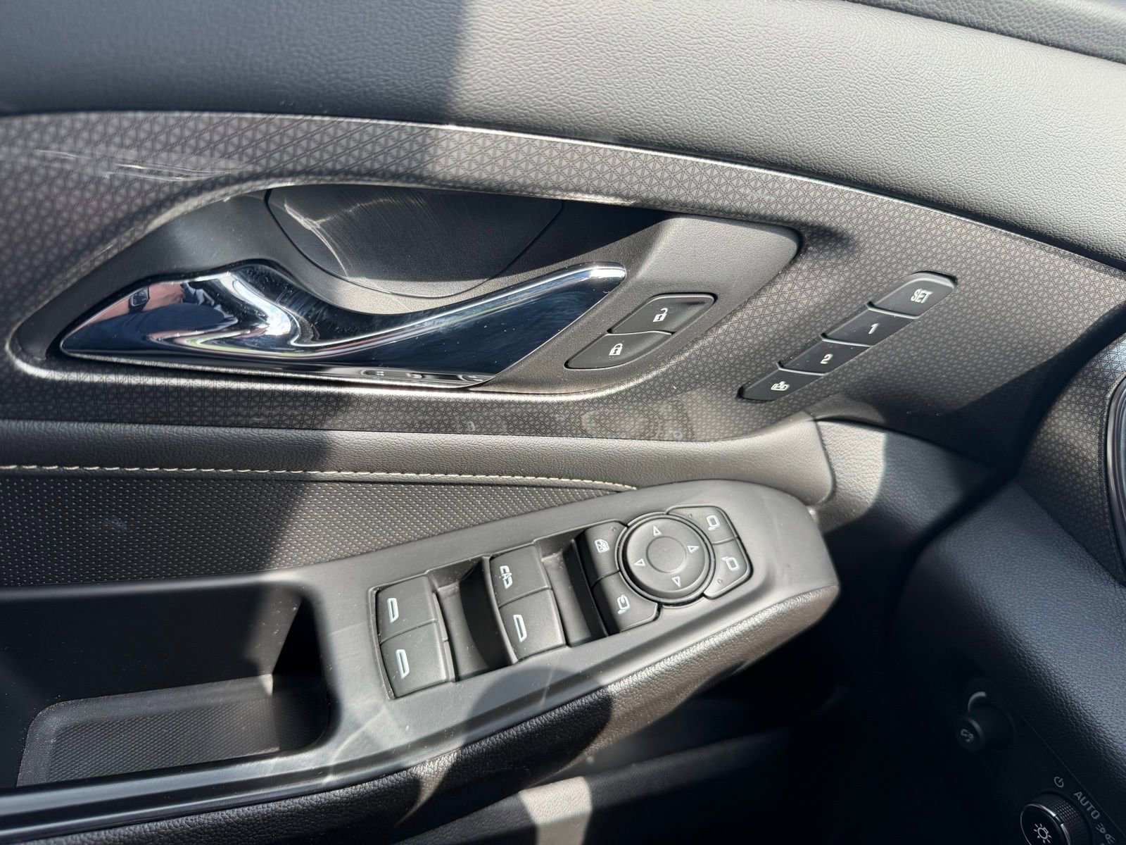 Used 2023 Chevrolet Traverse Premier w/ LPO, Floor Liner Package AWD/4WD image 20