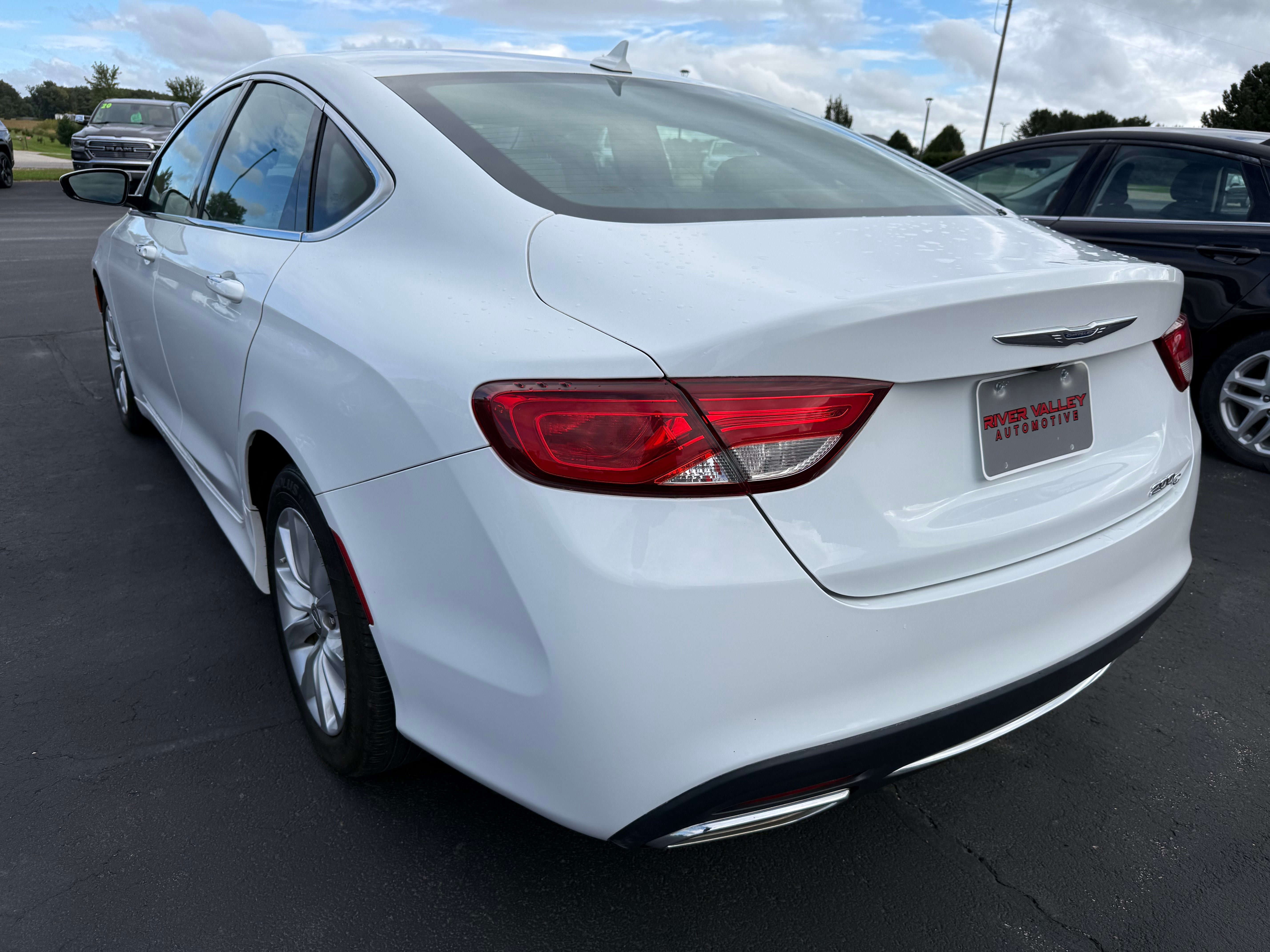 Used 2015 Chrysler 200 C w/ Navigation & Sound Group I FWD image 4