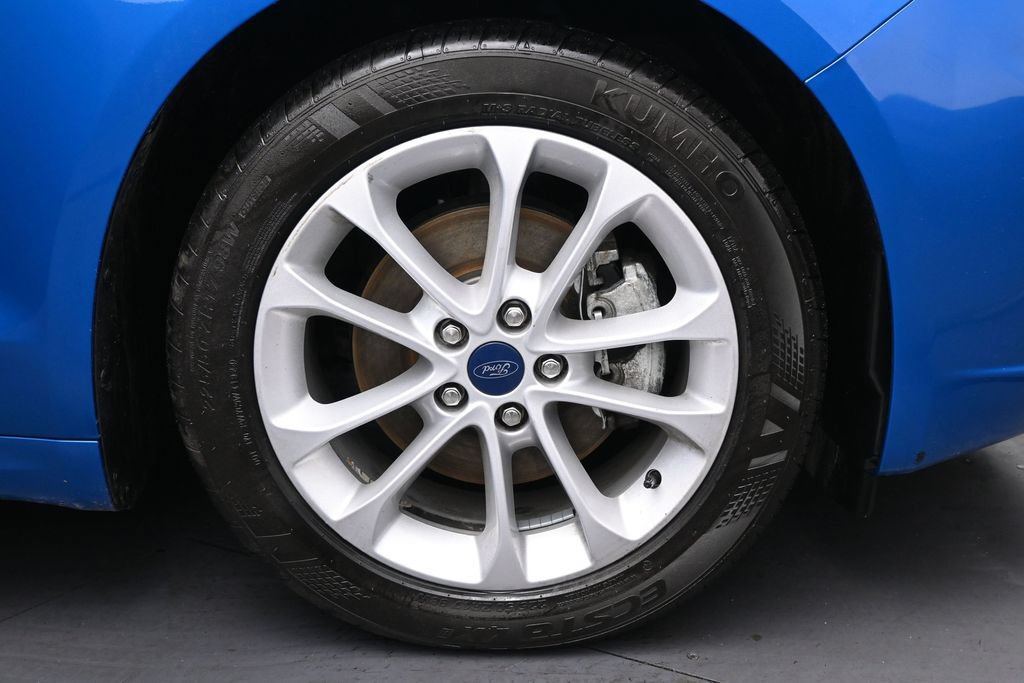 Used 2020 Ford Fusion SE FWD image 35