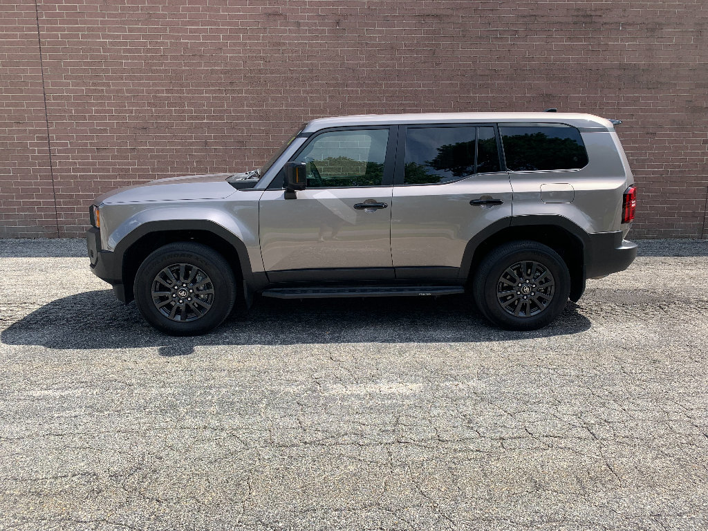 Used 2025 Toyota Land Cruiser 1958 AWD/4WD image 2