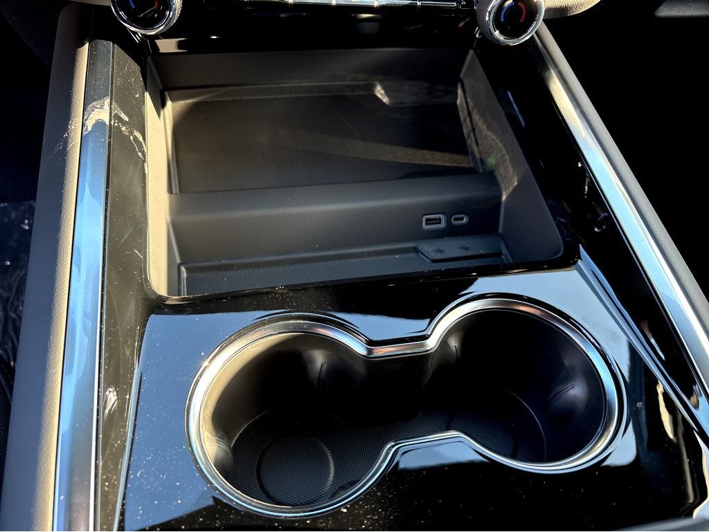 New 2026 Chevrolet Suburban LS RWD image 35