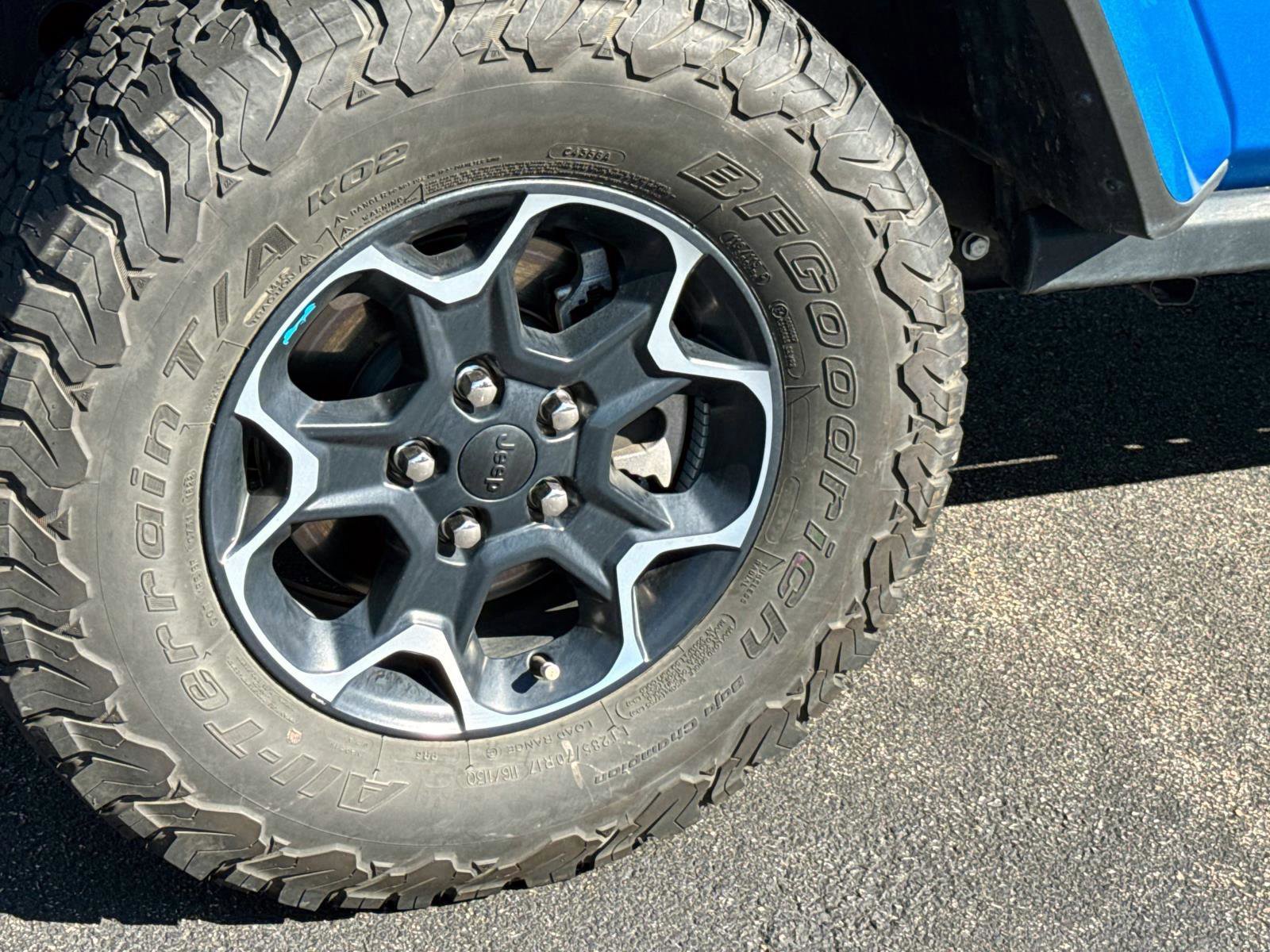 Used 2022 Jeep Wrangler Unlimited Rubicon 4xe w/ Steel Bumper Group image 5