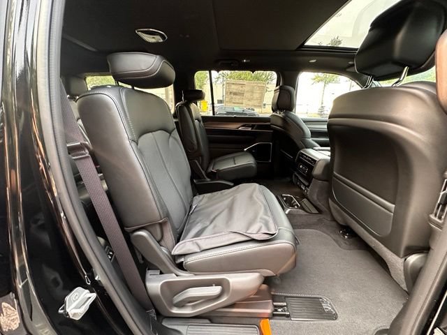 New 2026 Jeep Grand Wagoneer Limited AWD/4WD image 30