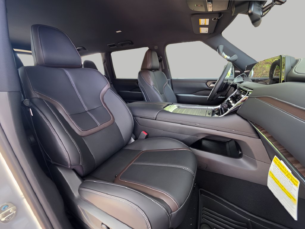 New 2026 Nissan Armada SL AWD/4WD image 17