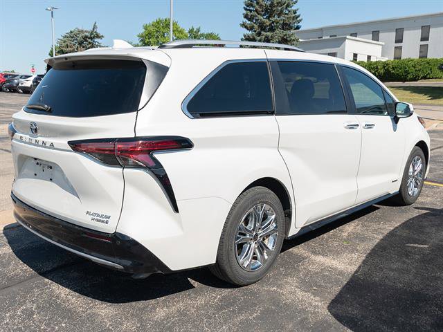 Used 2021 Toyota Sienna Platinum AWD/4WD image 8