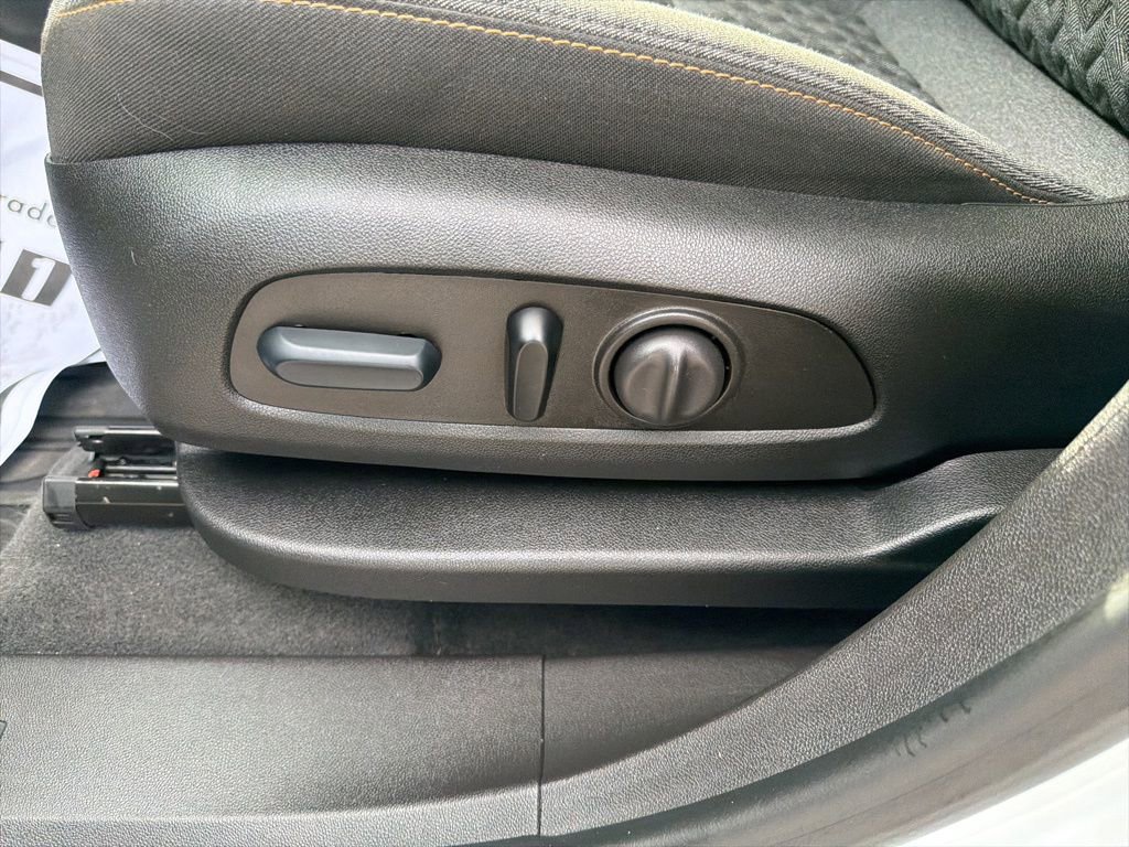 Certified 2024 Chevrolet Equinox LT w/ LPO, Floor Liner Package image 20