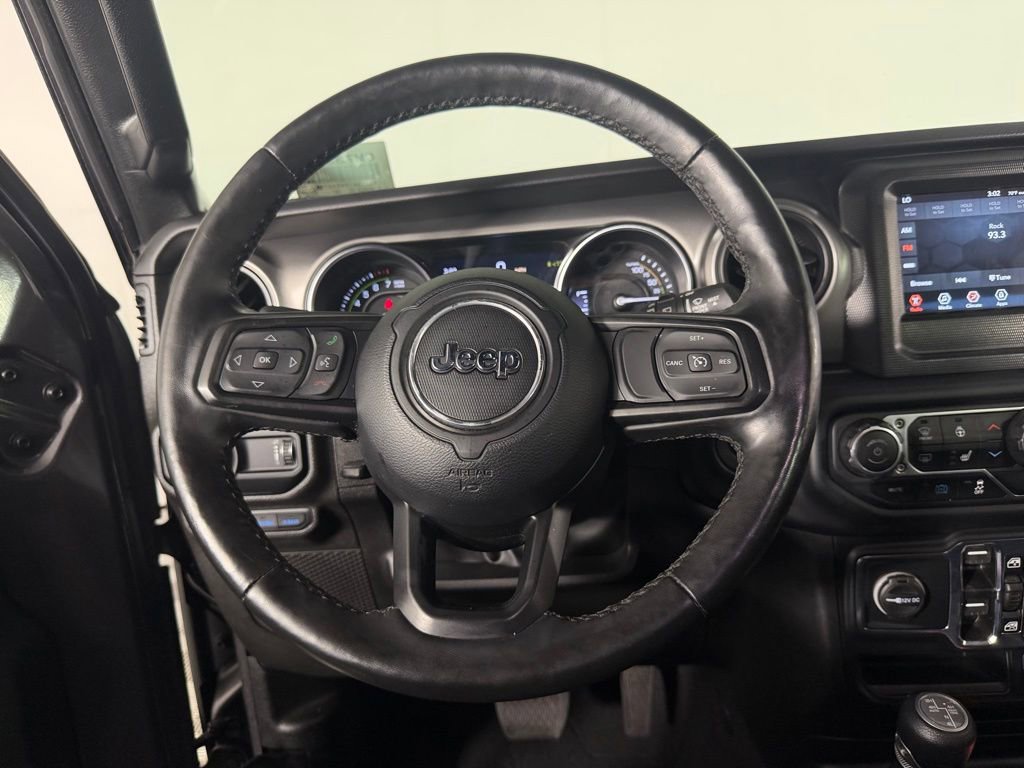 Used 2023 Jeep Wrangler Unlimited w/ Cold Weather Group AWD/4WD image 15