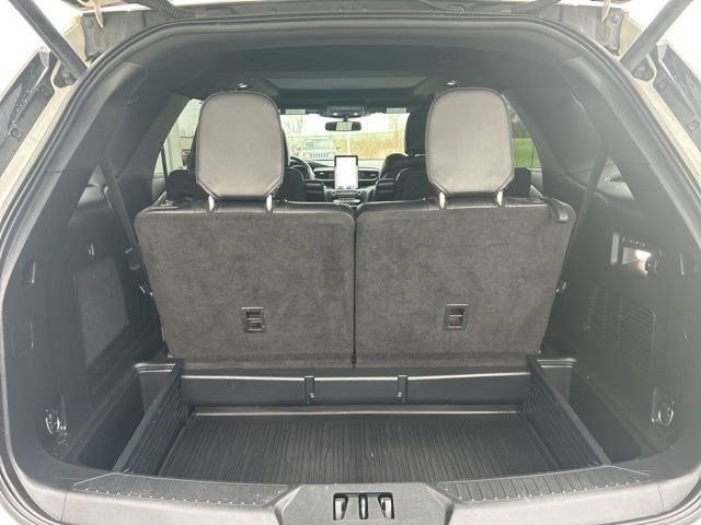 Used 2020 Ford Explorer ST w/ Premium Technology Package image 36