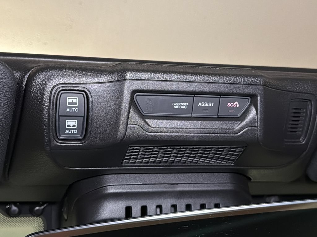 Used 2024 Jeep Wrangler High Altitude AWD/4WD image 32