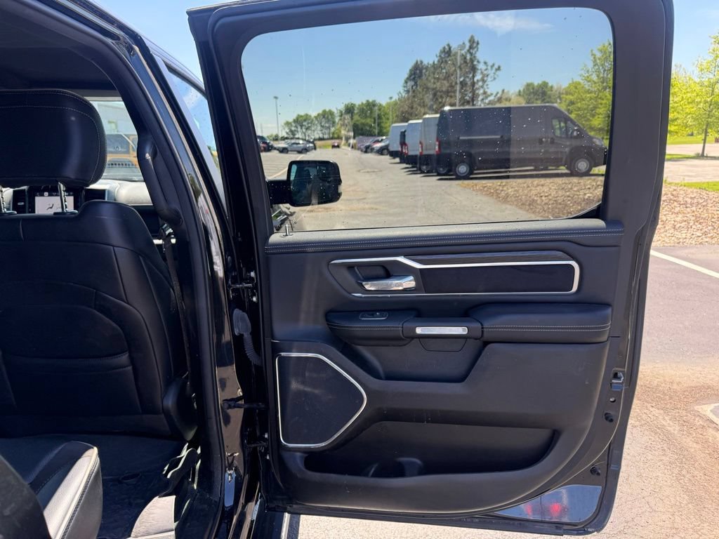 Used 2023 RAM 1500 Laramie AWD/4WD image 52