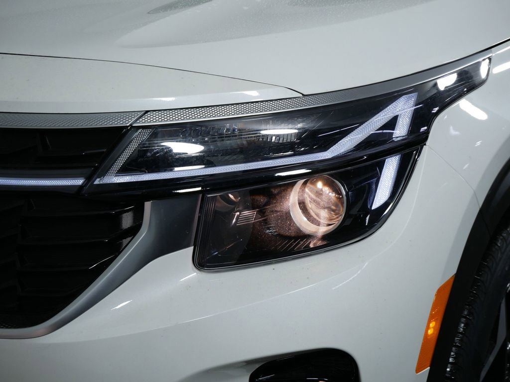 New 2026 Kia Seltos S AWD/4WD image 14
