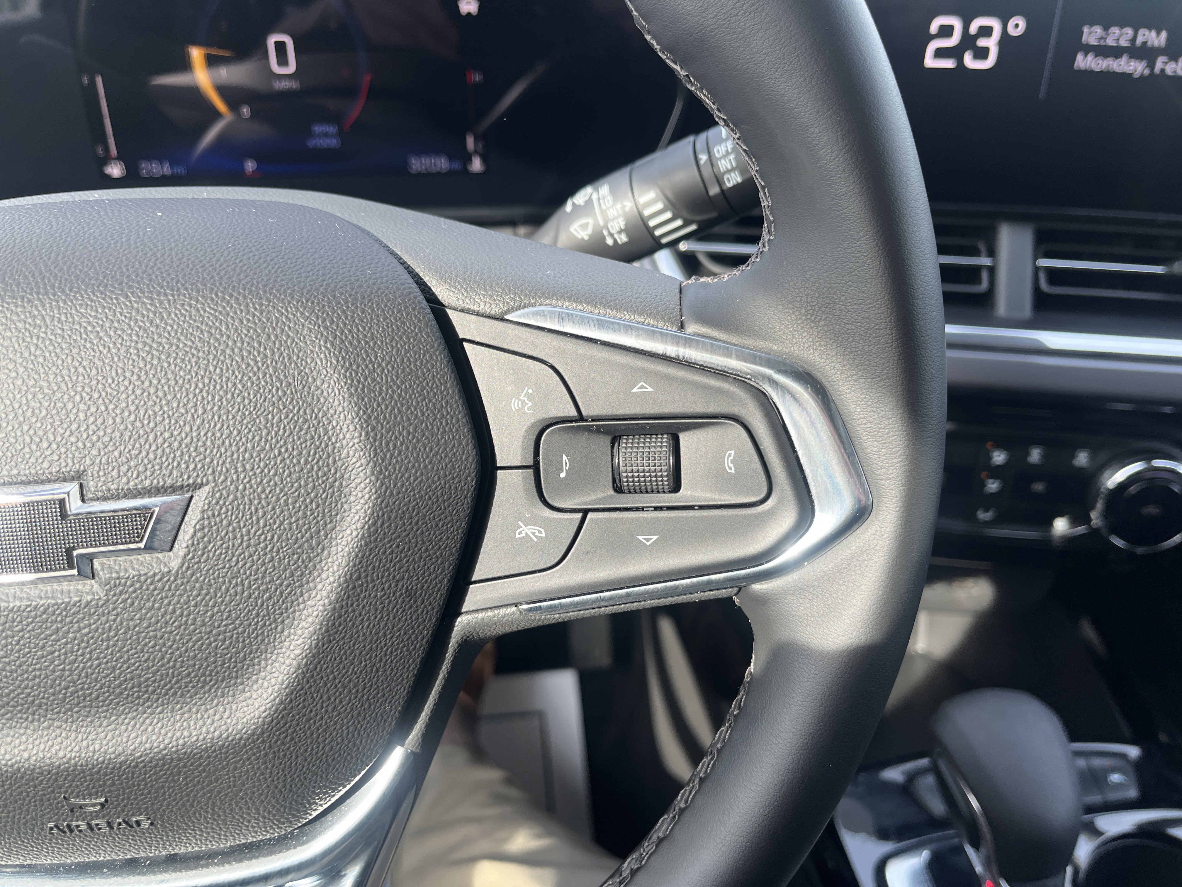 Used 2026 Chevrolet Trax ACTIV w/ Driver Confidence Package image 19