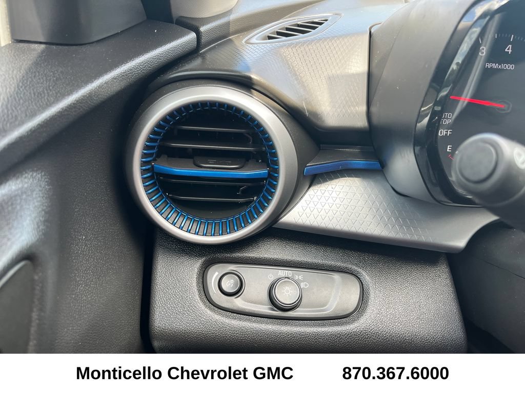 Used 2025 Chevrolet Trax LS FWD image 11