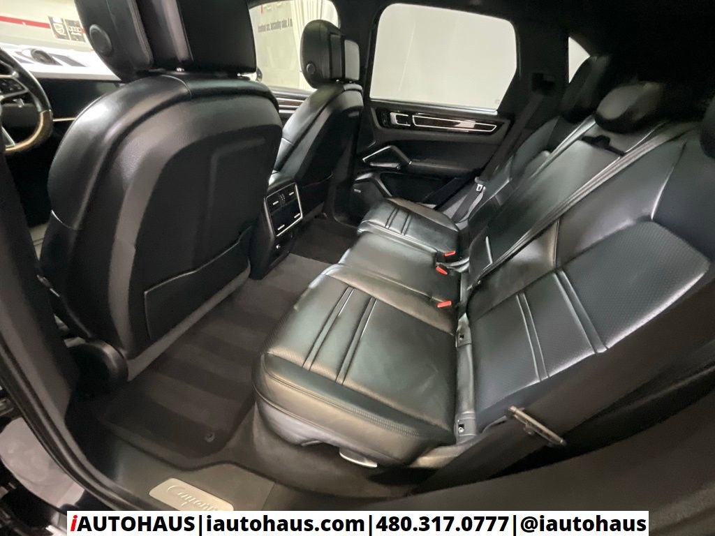 Used 2019 Porsche Cayenne S AWD/4WD image 16