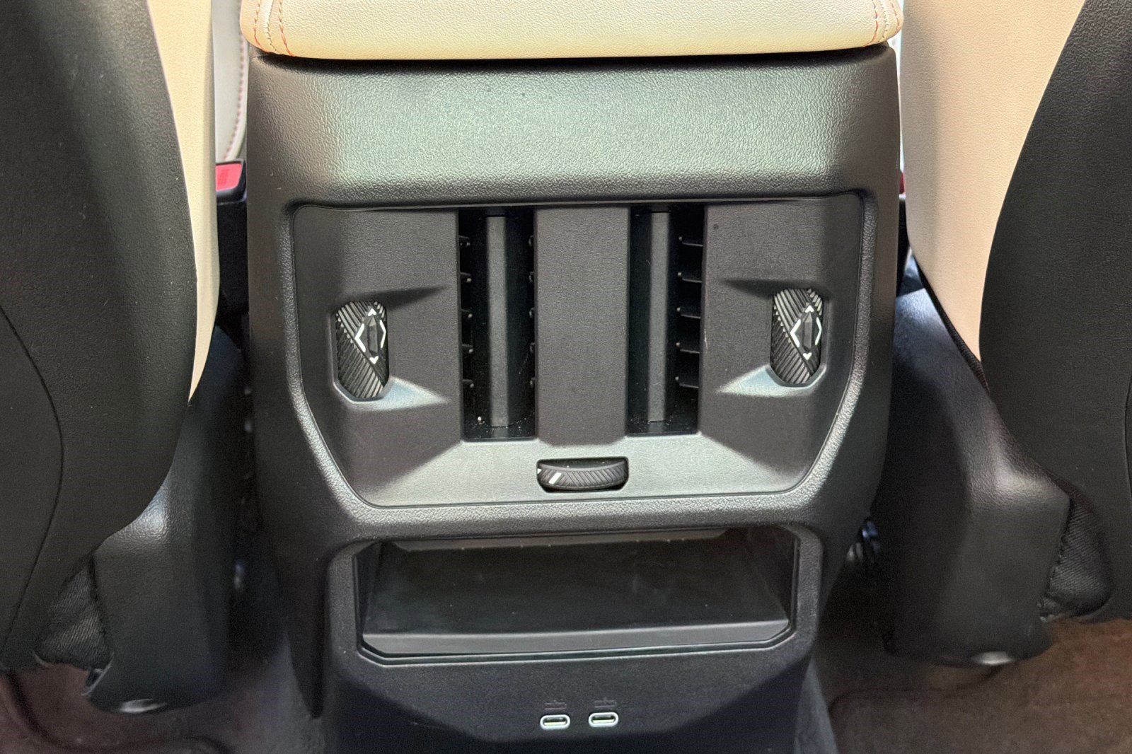 Used 2025 BMW X3 xDrive30i w/ Convenience Package image 16