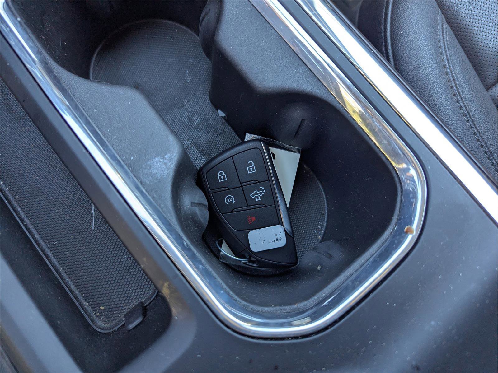 Used 2024 GMC Sierra 1500 SLT w/ SLT Premium Package image 17