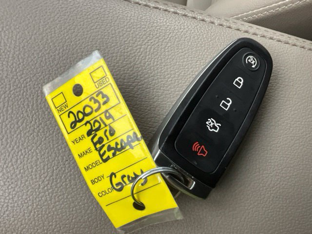 Used 2019 Ford Escape Titanium FWD image 29