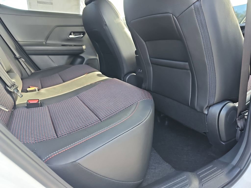 New 2026 Nissan Kicks SR FWD image 15