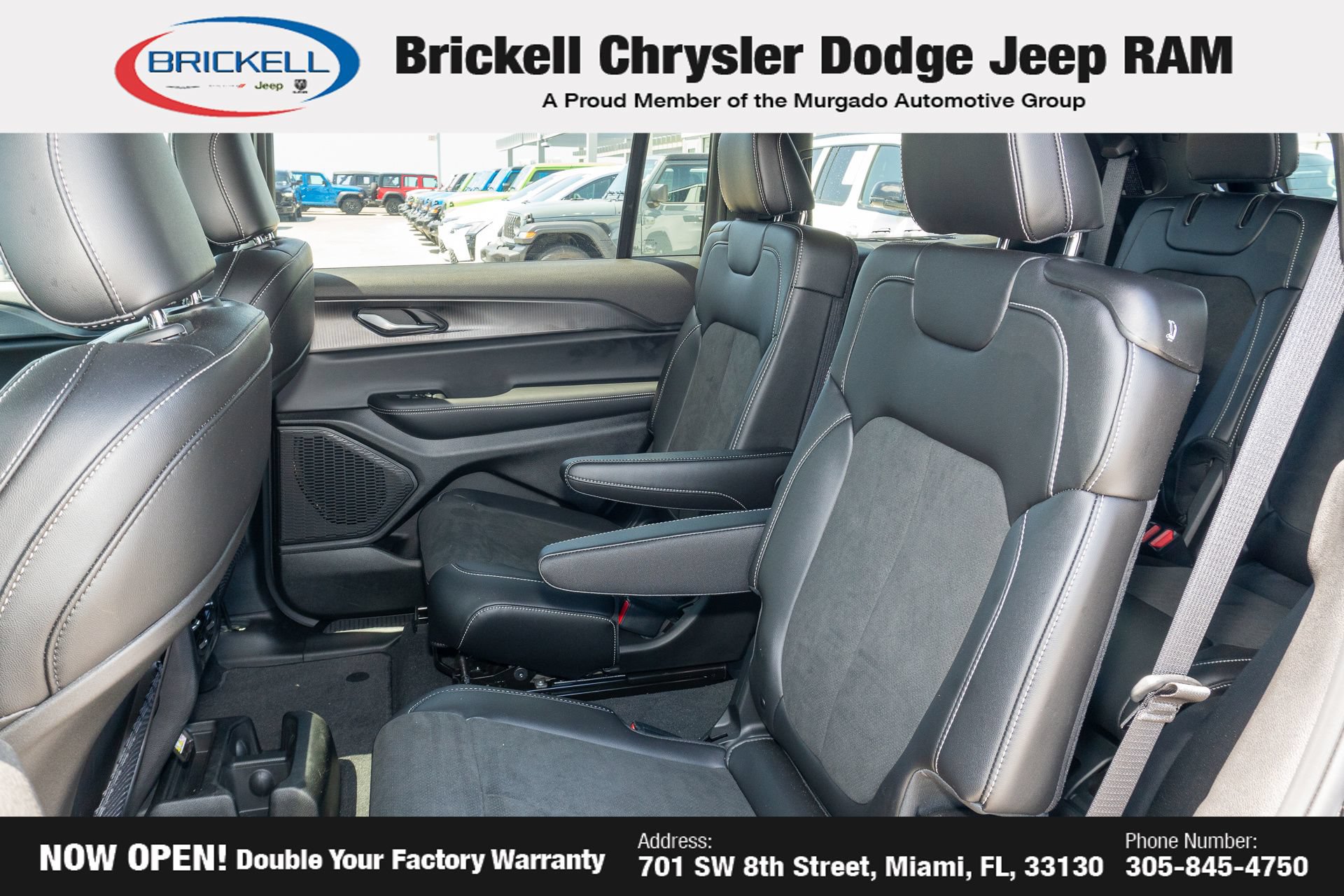 Used 2025 Jeep Grand Cherokee L Altitude AWD/4WD image 13