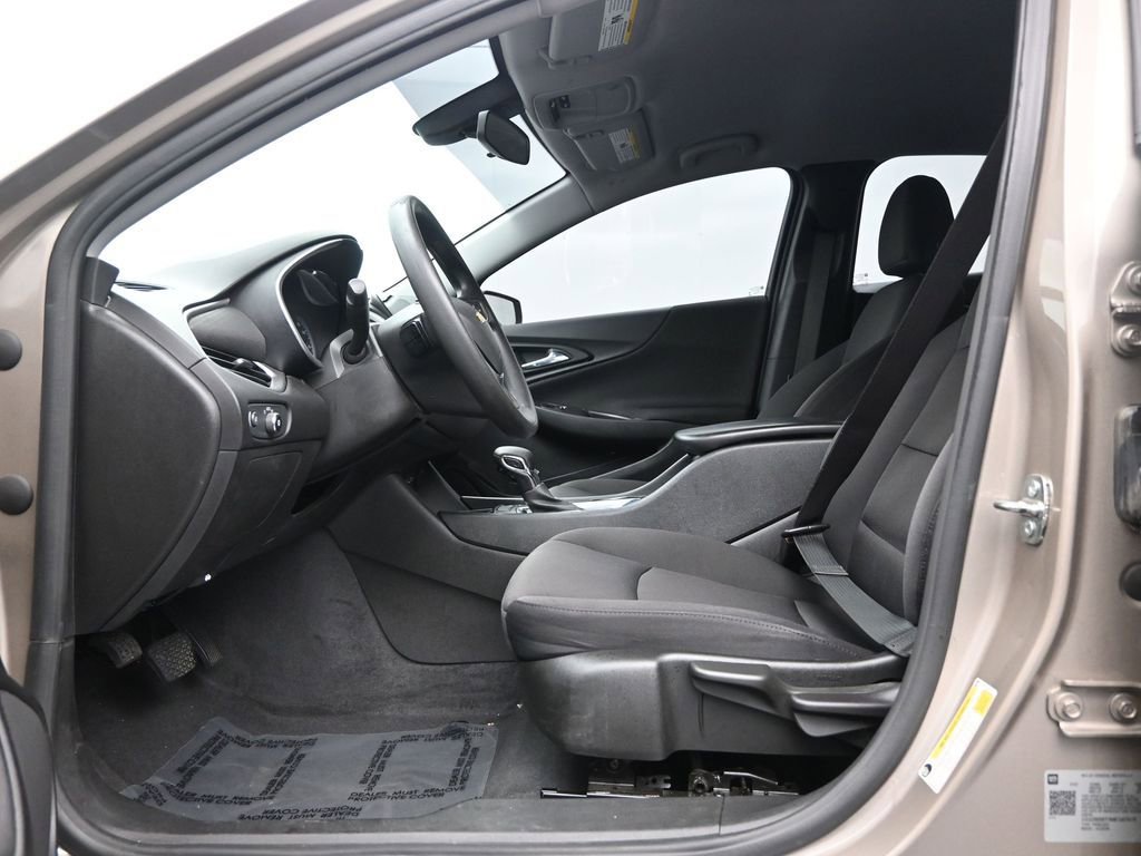Used 2022 Chevrolet Malibu LS FWD image 12