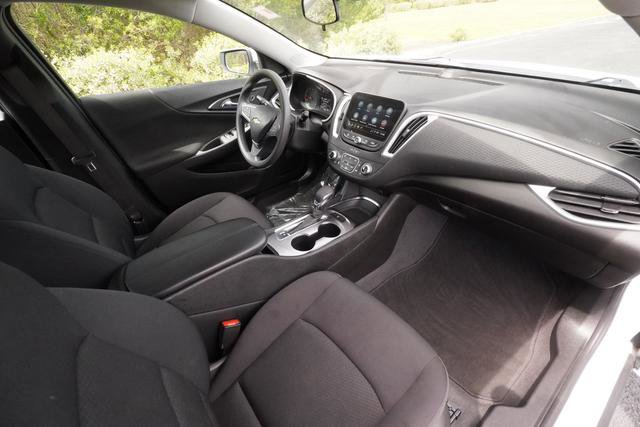 Used 2023 Chevrolet Malibu LT image 24