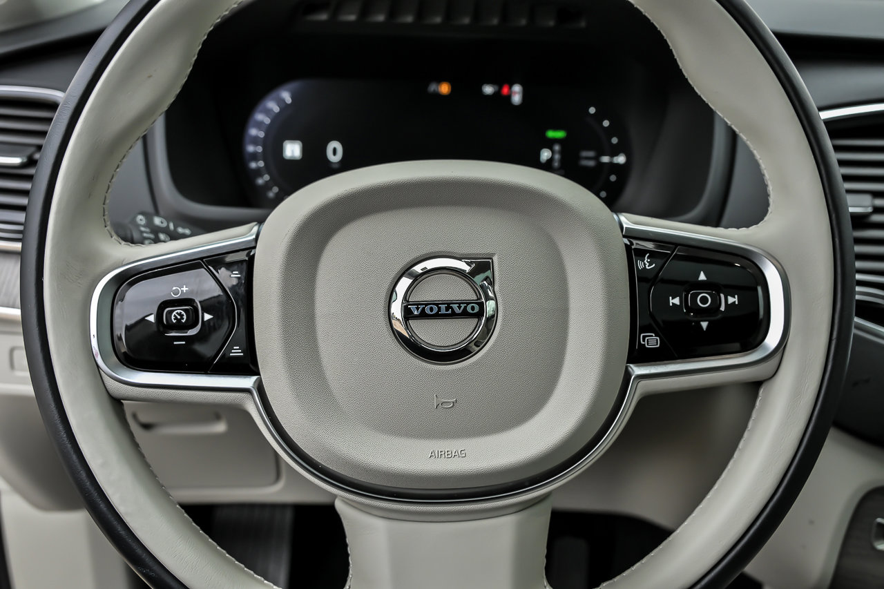 Used 2025 Volvo XC90 T8 Plus w/ Protection Package Premier AWD/4WD image 41