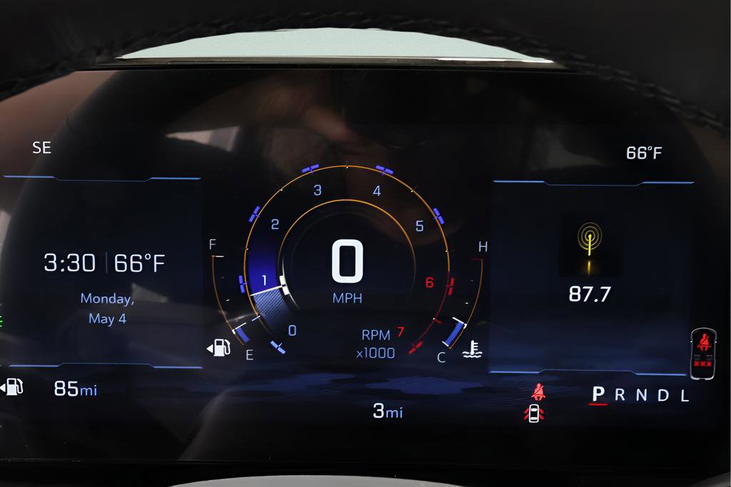 New 2026 Chevrolet Equinox LT w/ Convenience Package II FWD image 15