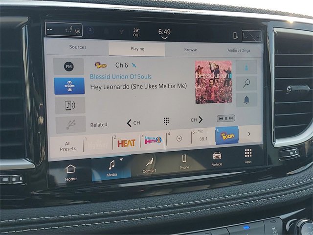 New 2026 Chrysler Pacifica Select image 25