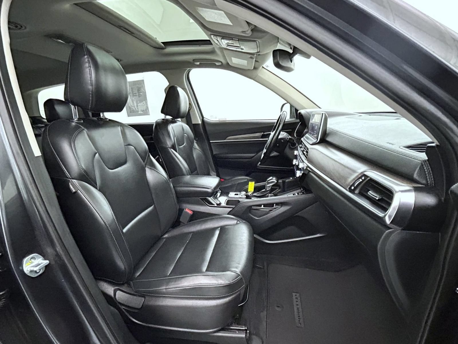 Used 2020 Kia Telluride EX AWD/4WD image 15